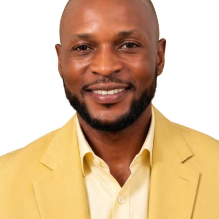 Prophet Hiddekel Jephte Katemo, formal portrait